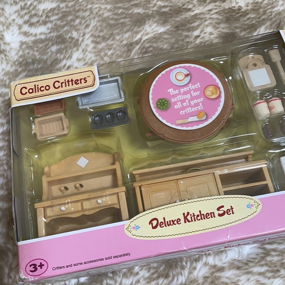 Calico Critters Deluxe Kitchen Set - Picture 3 of 7